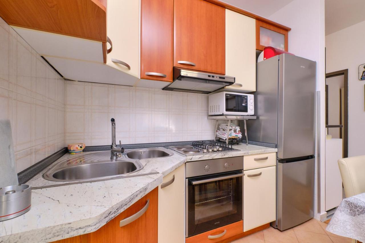 Snjezana Apartment Mali Lošinj Exterior foto