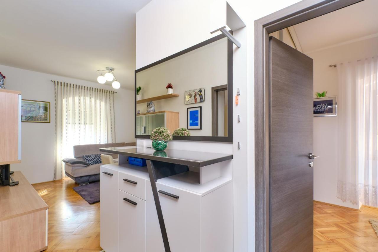 Snjezana Apartment Mali Lošinj Exterior foto